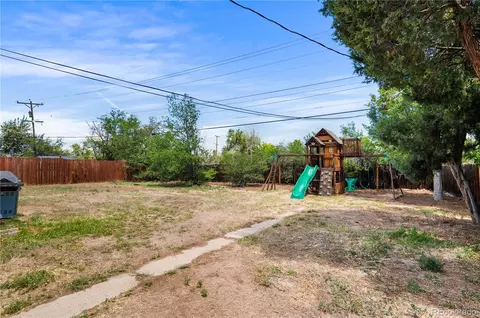 Exterior - 12445 E 6th Pl, Aurora, CO 80011 photo 4 of 4