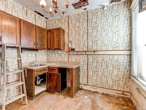 310 E Maple Ave, Denver, CO 80209 photo 11