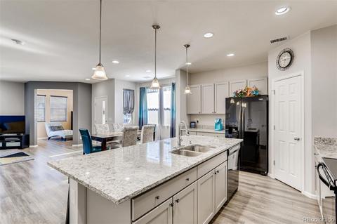 16025 E Warner Dr, Denver, CO 80239 photo 12