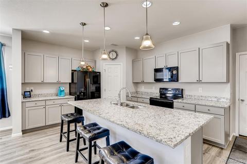 16025 E Warner Dr, Denver, CO 80239 photo 9