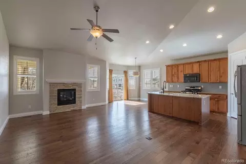 11231 Cherryvale St, Longmont, CO 80504 photo 3