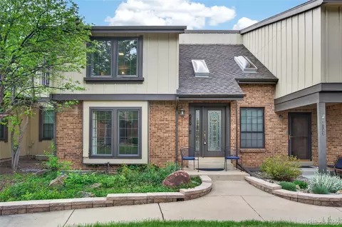 8135 E Phillips Cir, Centennial, CO 80112