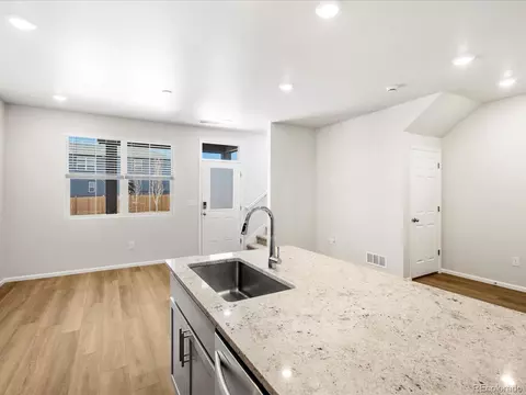 742 N Tempe St, Aurora, CO 80018 photo 12