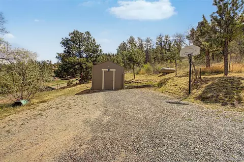 Exterior - 38 Navajo Ct, Lyons, CO 80540 photo 7 of 9