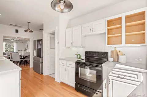 Kitchen - 906 Monroe St, Denver, CO 80206 photo 7 of 8