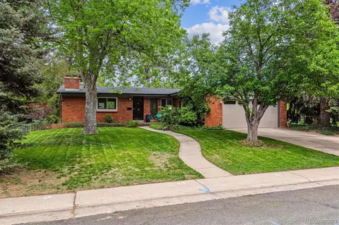 2041 W Briarwood Ave, Littleton, CO 80120