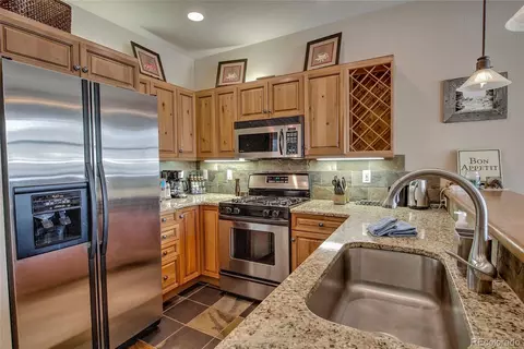 Kitchen - 105 River Course Dr #9571, Dillon, CO 80435 photo 3 of 4