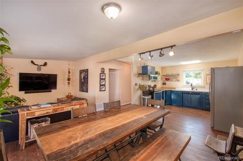 6035 Dover St, Arvada, CO 80004 photo 2