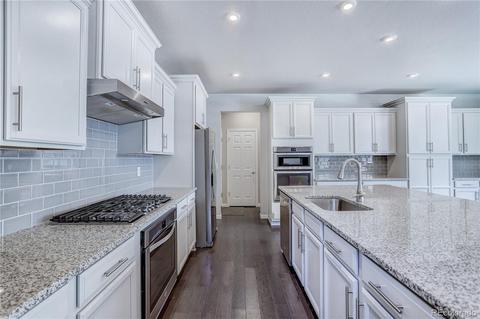 9748 E Kansas Ave, Aurora, CO 80247 photo 7