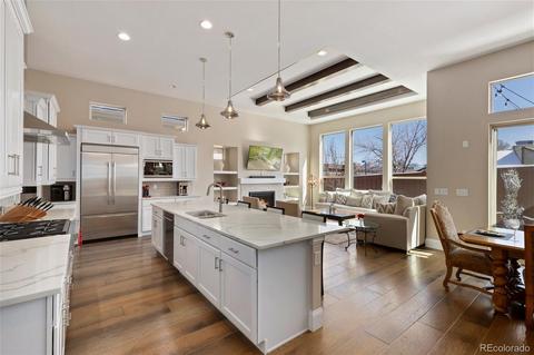 7086 E Lake Cir, Centennial, CO 80111 photo 3