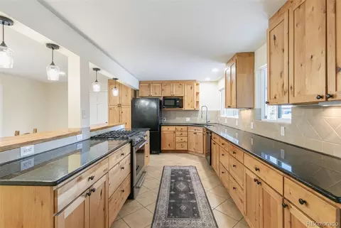 Kitchen - 8185 Sunset Dr, Lakewood, CO 80214 photo 3 of 4