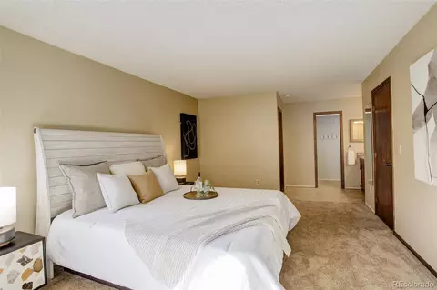 722 S Eagle St, Aurora, CO 80012 photo 11