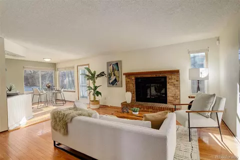 722 S Eagle St, Aurora, CO 80012 photo 3