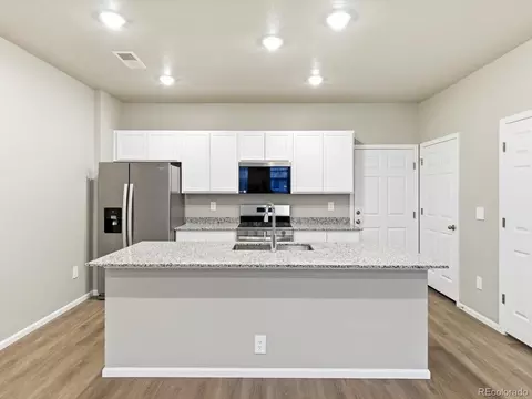 22163 E 7th Pl, Aurora, CO 80018 photo 5