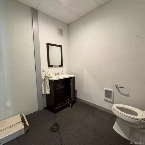 Bath - 609 E Brontosaurus Blvd, Dinosaur, CO 81610 photo 1 of 1