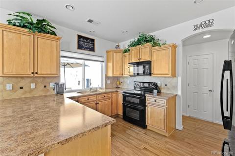 20681 Randolph Pl, Denver, CO 80249 photo 9