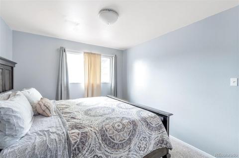 5560 Eagle St, Denver, CO 80239 photo 12