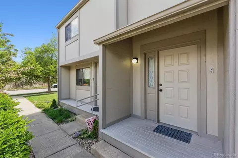 Exterior - 1039 E Moorhead Cir, Boulder, CO 80305 photo 2 of 8