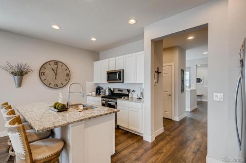 15635 E 47th Dr, Denver, CO 80239 photo 9