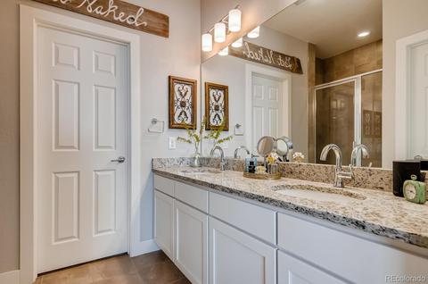 15635 E 47th Dr, Denver, CO 80239 photo 19