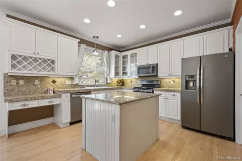 Kitchen - 5009 Mt Osage St, Longmont, CO 80504 photo 1 of 4