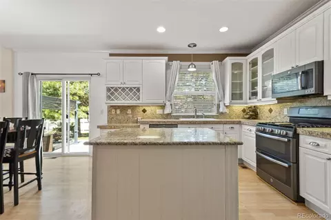 Kitchen - 5009 Mt Osage St, Longmont, CO 80504 photo 4 of 4