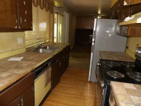 Kitchen - 8639 Jay Ct, Arvada, CO 80003 photo 1 of 2