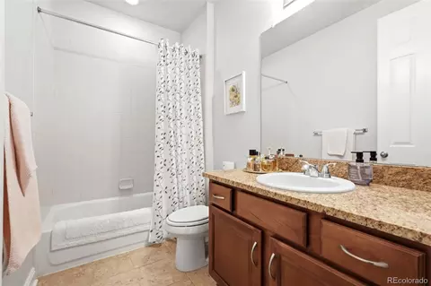 Bath - 5444 E 125th Pl, Thornton, CO 80241 photo 2 of 2