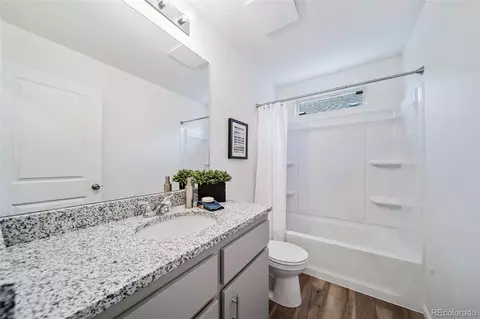 Bath - 46521 Avery Ln, Bennett, CO 80102 photo 1 of 2