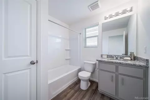 Bath - 46521 Avery Ln, Bennett, CO 80102 photo 2 of 2