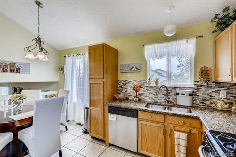 14445 E 50th Ave, Denver, CO 80239 photo 8