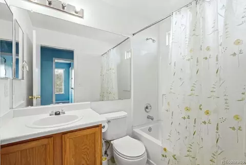 Bath - 15633 E 51st Pl, Denver, CO 80239 photo 1 of 3