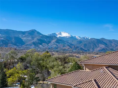 227 Crown High Ct, Colorado Springs, CO 80904