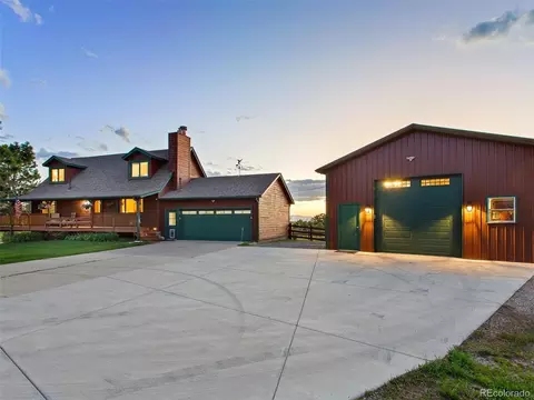 8493 N Crest View Dr, Parker, CO 80138