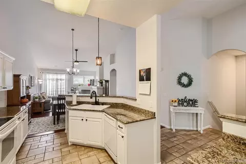 6616 S Reed Way #B, Littleton, CO 80123