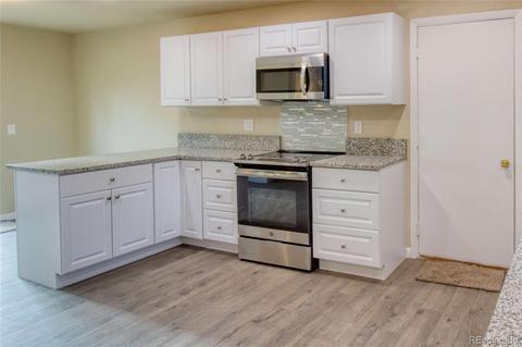 8595 Lamar Dr, Arvada, CO 80003 photo 9