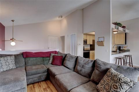 4251 S Richfield Way, Aurora, CO 80013 photo 6