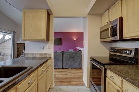 4251 S Richfield Way, Aurora, CO 80013 photo 12