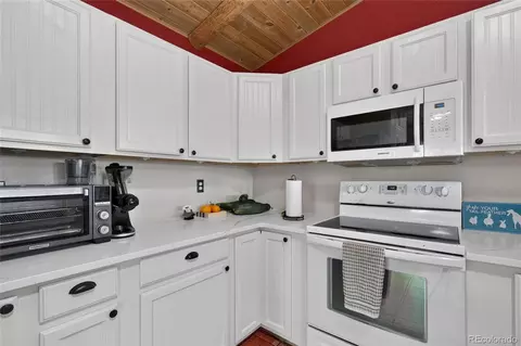 Kitchen - 196 Conifer Dr, Bailey, CO 80421 photo 2 of 4