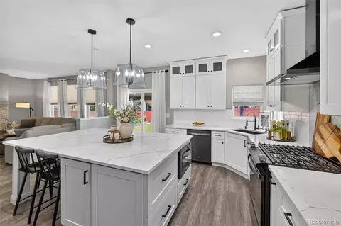 Kitchen - 16701 E 101st Ave, Commerce City, CO 80022 photo 2 of 4