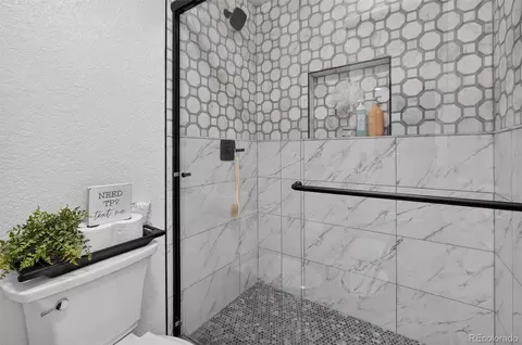 Bath - 16701 E 101st Ave, Commerce City, CO 80022 photo 8 of 8