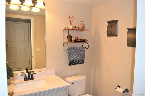 4977 Perth St, Denver, CO 80249 photo 15