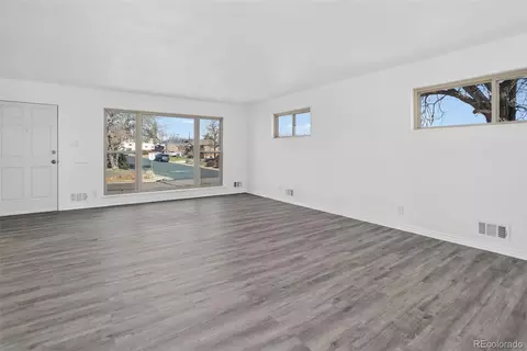 Living - 1502 E 110th Pl, Northglenn, CO 80233 photo 6 of 8