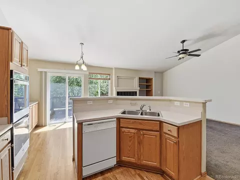Kitchen - 21444 E Lehigh Ave, Aurora, CO 80013 photo 3 of 4