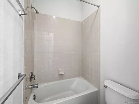 Bath - 5949 E 114th Ave, Thornton, CO 80233 photo 3 of 3