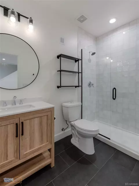 Bath - 11571 E 26th Ave, Denver, CO 80238 photo 4 of 4