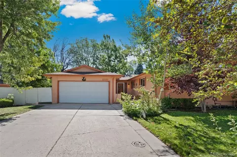 2538 S Ames Cir, Lakewood, CO 80227