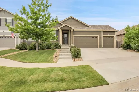 19210 E Pacific Pl, Aurora, CO 80013 photo 1