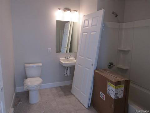 6870 E Archer Dr, Denver, CO 80230 photo 5