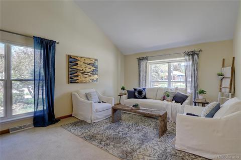 8751 E Kettle Cir, Centennial, CO 80112 photo 4